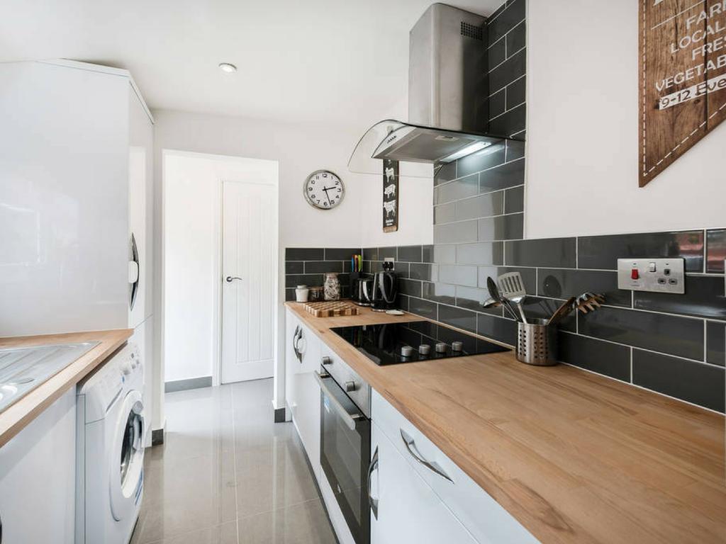 Cambridge House - Modern 2 Bedroom House, Close To Luton Airport & Town Centre Kültér fotó