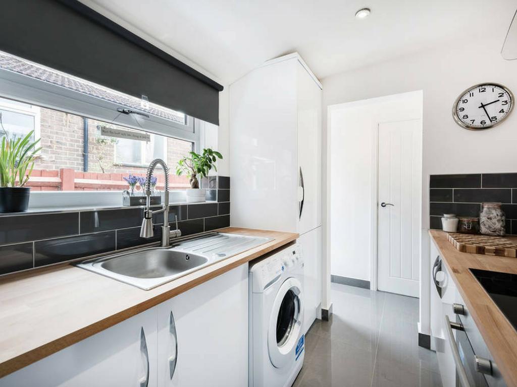 Cambridge House - Modern 2 Bedroom House, Close To Luton Airport & Town Centre Kültér fotó