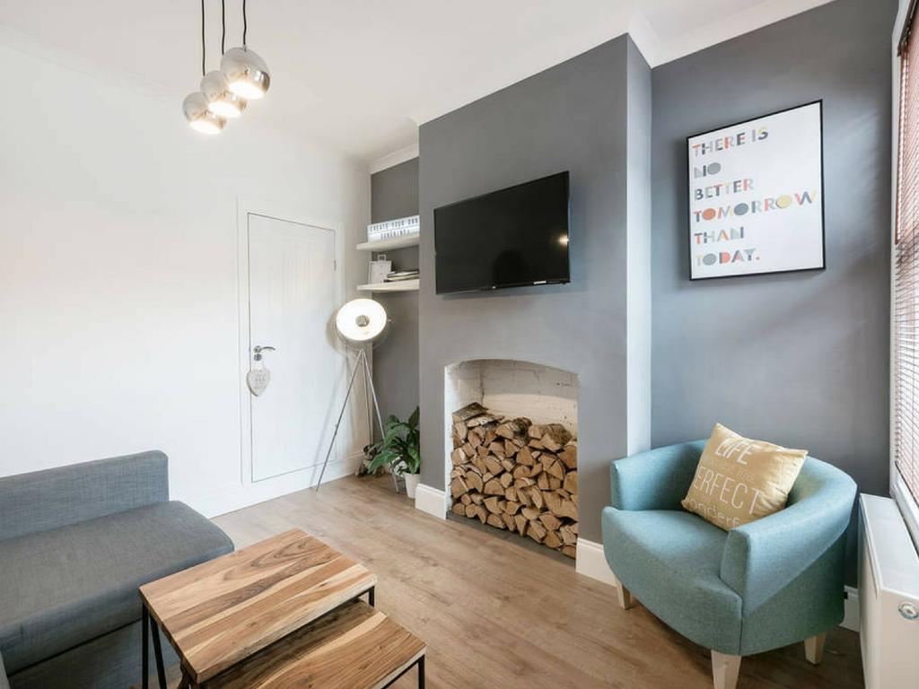 Cambridge House - Modern 2 Bedroom House, Close To Luton Airport & Town Centre Kültér fotó